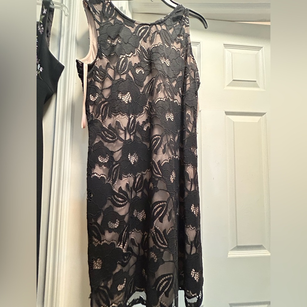 Nine West Black Floral Lace Midi Dress